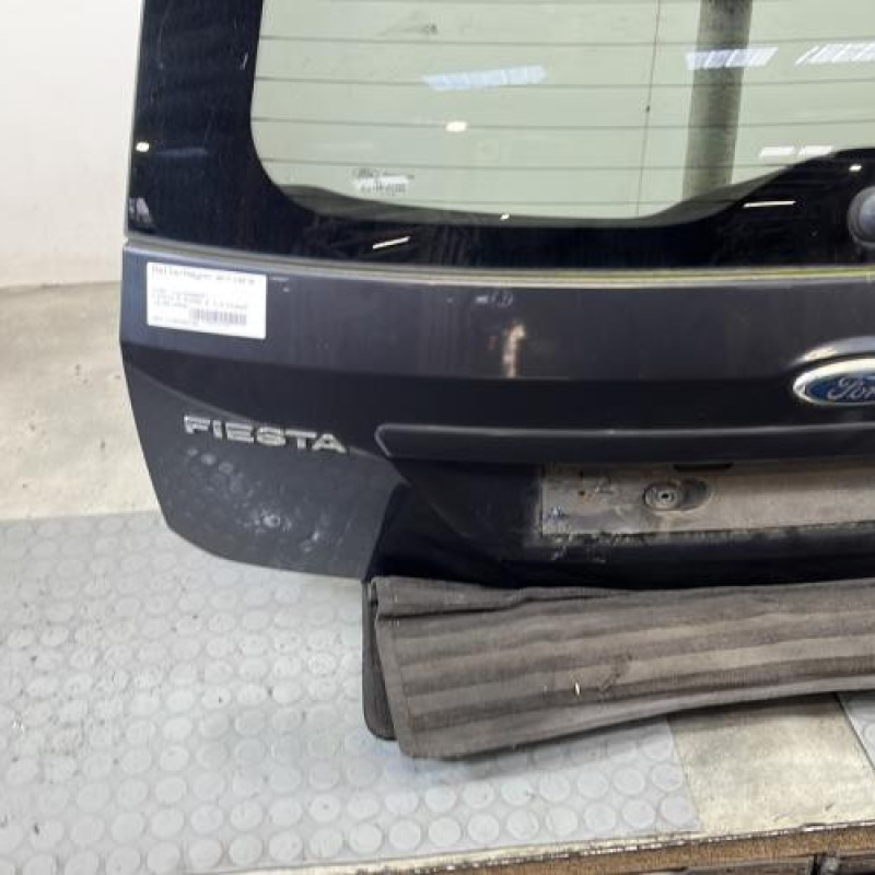 Malle/Hayon arriere FORD FIESTA 5 Photo n°5