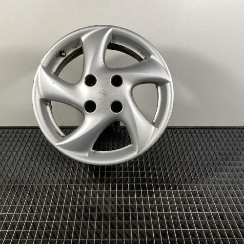 Jante PEUGEOT 206 Photo n°1