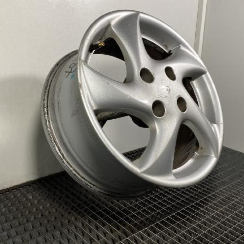 Jante PEUGEOT 206 Photo n°3