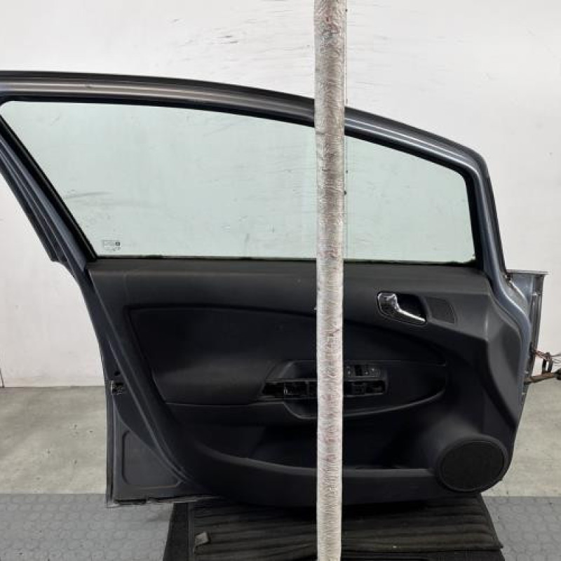 Porte avant gauche OPEL CORSA D Photo n°9