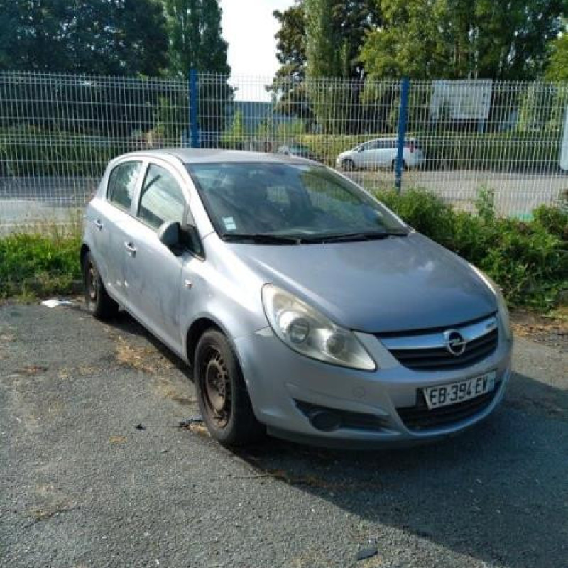 Porte avant gauche OPEL CORSA D Photo n°10