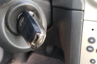 Porte avant gauche OPEL CORSA D