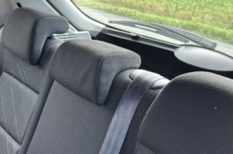 Vitre arriere droit PEUGEOT 207