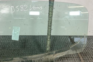 Vitre arriere gauche PEUGEOT 207 Photo n°1