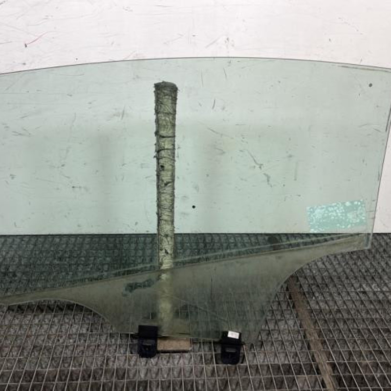 Vitre arriere droit CITROEN C5 2 Photo n°4