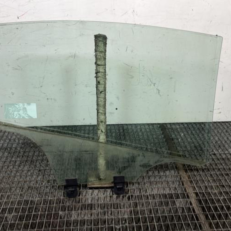 Vitre arriere gauche CITROEN C5 2 Photo n°4