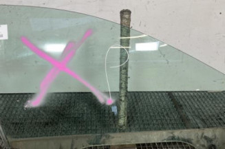 Vitre avant droit RENAULT LAGUNA 3 Photo n°1