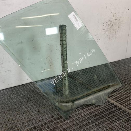 Vitre avant droit RENAULT MASTER 3