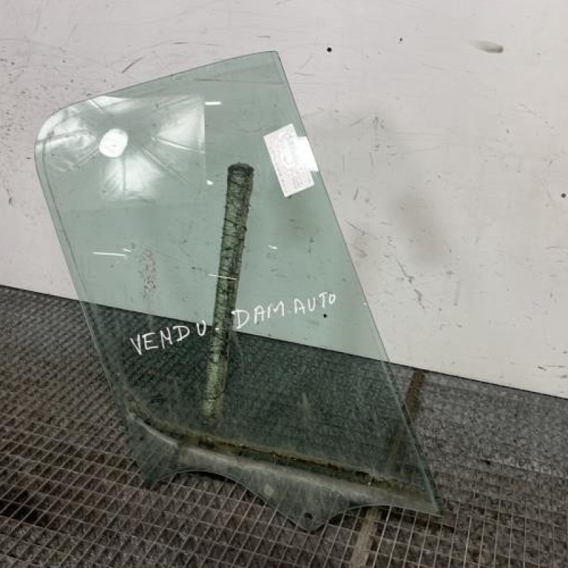 Vitre avant droit RENAULT MASTER 3 Photo n°3