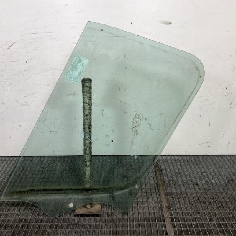 Vitre avant droit RENAULT MASTER 3 Photo n°4