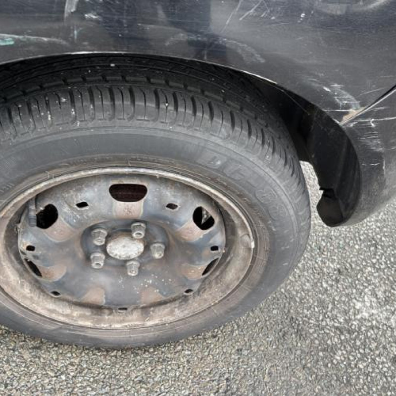 Vitre avant droit SKODA FABIA 1 Photo n°16