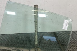 Vitre arriere gauche MERCEDES CLASSE B 245 Photo n°1