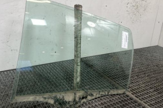 Vitre arriere gauche MERCEDES CLASSE B 245