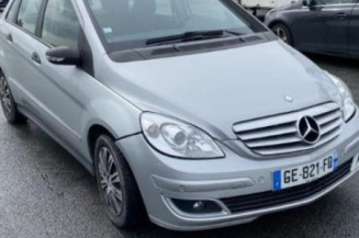 Vitre arriere gauche MERCEDES CLASSE B 245