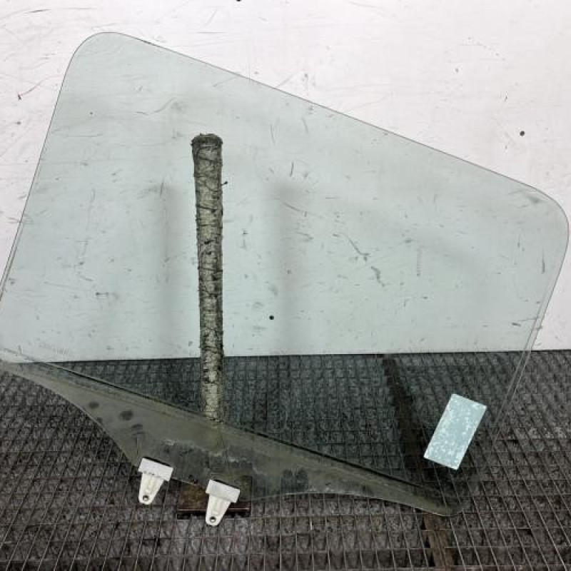 Vitre arriere gauche OPEL AGILA A Photo n°4