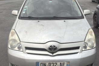 TOYOTA COROLLA VERSO 2 PHASE 1 2.2 D4D - 16V TURBO