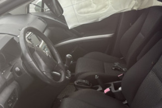 TOYOTA COROLLA VERSO 2 PHASE 1 2.2 D4D - 16V TURBO