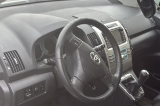 TOYOTA COROLLA VERSO 2 PHASE 1 2.2 D4D - 16V TURBO