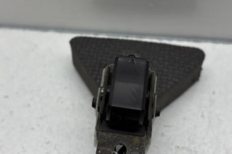 Interrupteur de leve vitre avant droit NISSAN PATROL 1 Photo n°1