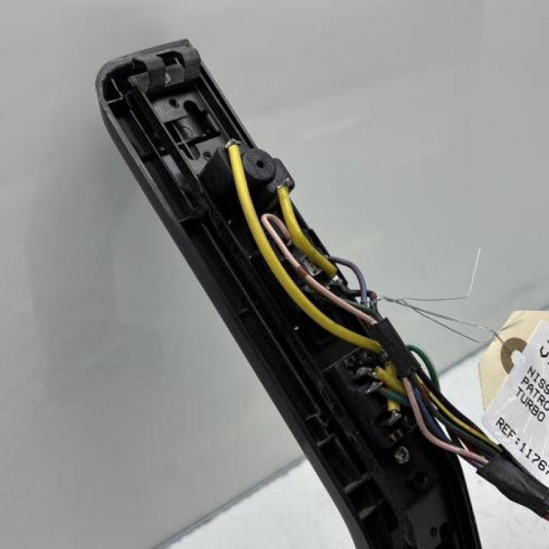 Interrupteur de leve vitre avant gauche NISSAN PATROL 1 Photo n°4