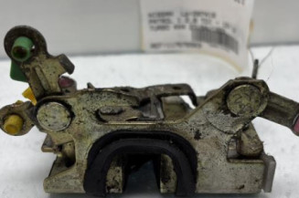 Serrure avant droit NISSAN PATROL 1