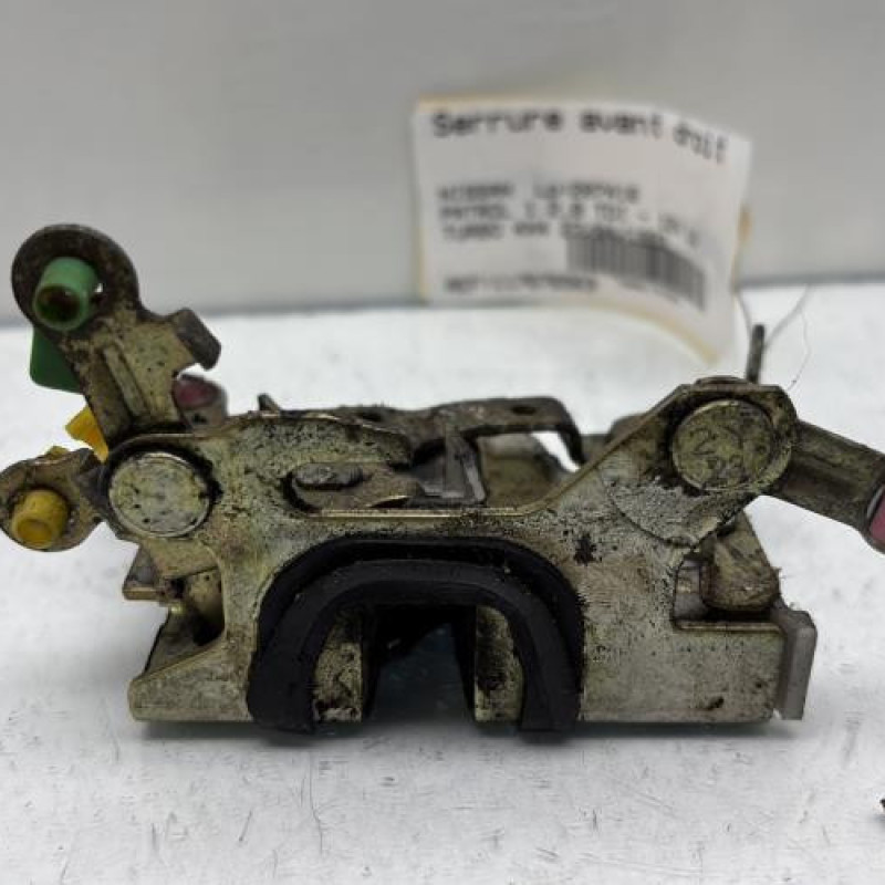 Serrure avant droit NISSAN PATROL 1 Photo n°2