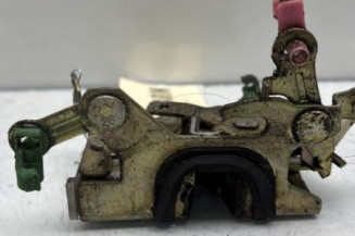 Serrure avant gauche NISSAN PATROL 1