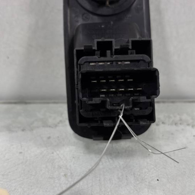 Interrupteur de leve vitre avant gauche OPEL VIVARO 1 Photo n°3