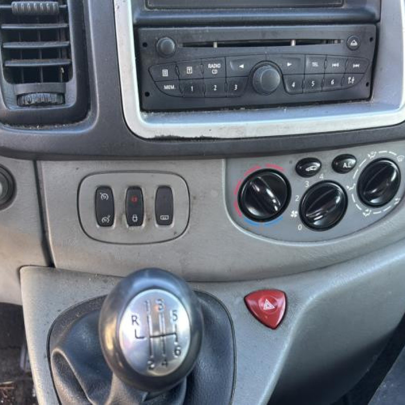 Pare soleil droit OPEL VIVARO 1 Photo n°15