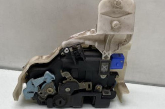 Serrure arriere gauche VOLKSWAGEN TOURAN 1