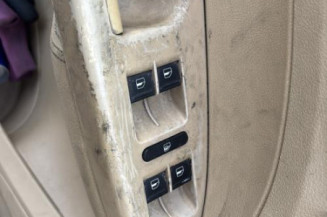 Serrure avant gauche VOLKSWAGEN TOURAN 1