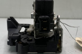 Serrure avant droit DACIA DUSTER 1