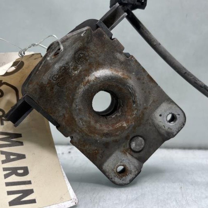 Fermeture de capot BMW SERIE 3 E46 Photo n°2