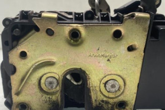 Serrure avant gauche PEUGEOT 307