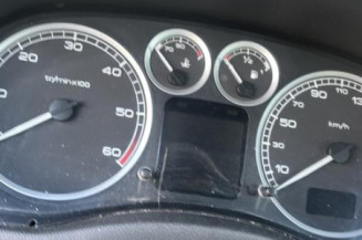 Serrure avant gauche PEUGEOT 307