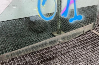 Vitre avant gauche RENAULT CLIO 2