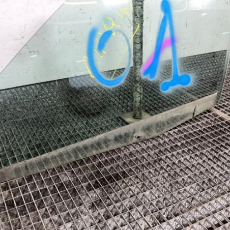 Vitre avant gauche RENAULT CLIO 2