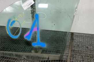 Vitre avant gauche RENAULT CLIO 2