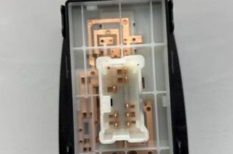 Interrupteur de leve vitre avant droit RENAULT KADJAR