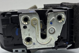 Serrure avant droit RENAULT KADJAR