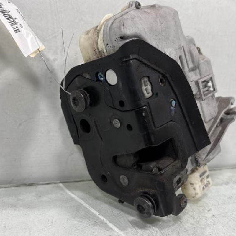 Serrure avant gauche AUDI A3 2 Photo n°1