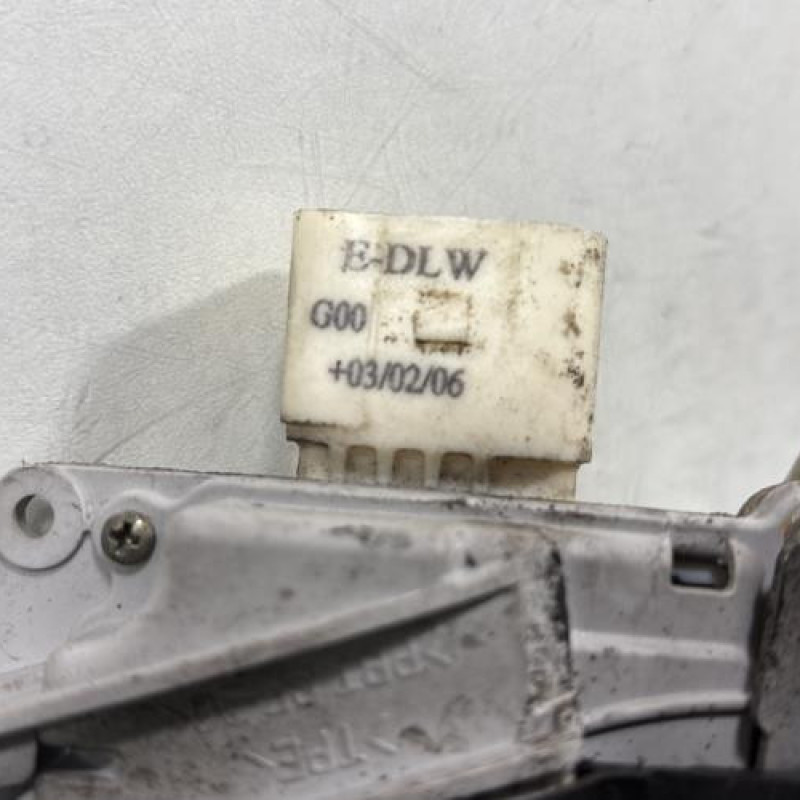 Serrure avant gauche AUDI A3 2 Photo n°4