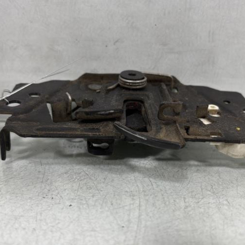 Fermeture de capot FORD KUGA 2 Photo n°1