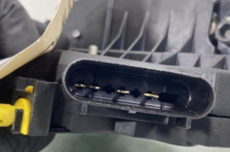 Serrure arriere gauche FORD KUGA 2