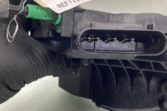 Serrure avant droit FORD KUGA 2