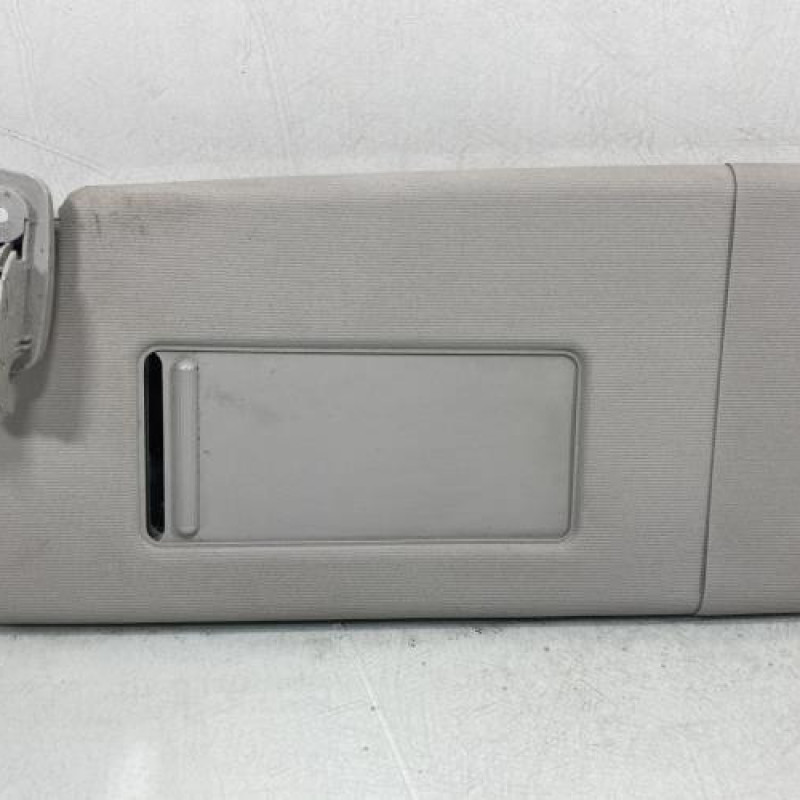 Pare soleil gauche VOLKSWAGEN POLO 4 Photo n°1