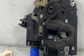 Serrure arriere droit VOLKSWAGEN POLO 4