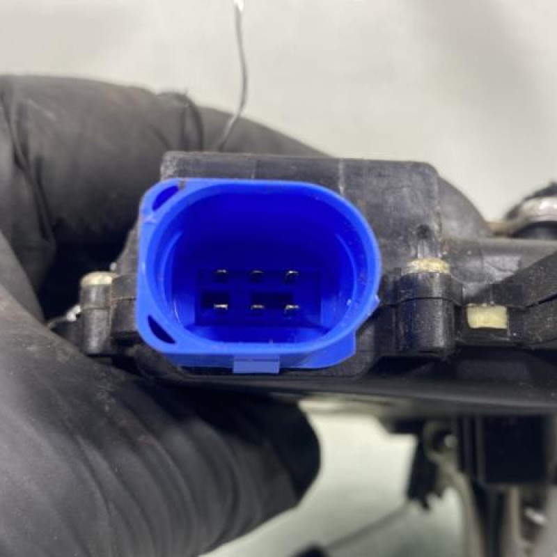 Serrure arriere droit VOLKSWAGEN POLO 4 Photo n°5