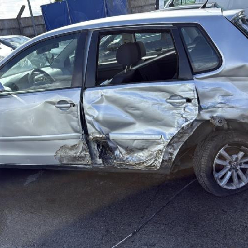 Serrure arriere droit VOLKSWAGEN POLO 4 Photo n°13