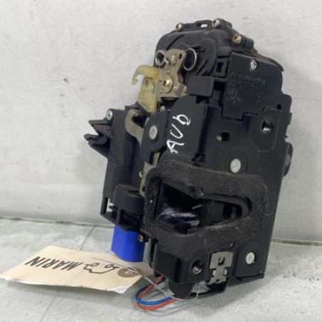 Serrure avant droit VOLKSWAGEN POLO 4